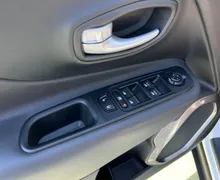 Zunanja slika - Jeep Renegade - 1.5 T4 e-Hybrid Altitude LED. ACC. VZR KAM. PDC - 11 - Predogledna slika