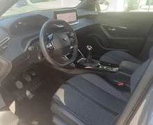 Zunanja slika - Peugeot 2008 - 1.2 PureTech 100 S&S Allure-KAMERA 360-NAVI - 6 - Predogledna slika