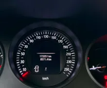 Notranja slika - Renault Megane - TCe 100-LED-173.000km-LIZING ZA TUJCE-ODLIČEN- - 9 - Predogledna slika