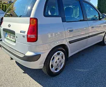 Zunanja slika - Hyundai Matrix - 1.6 GLS TOP-K-KLIMA-VLEČNA KLJUKA-ODLIČEN- - 4 - Predogledna slika