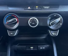 Notranja slika - KIA Stonic - 1.2 DPI LX Fun ISG - 19 - Predogledna slika