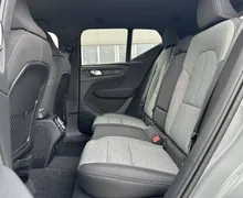 Notranja slika - Volvo XC40 - B3P Core Avt... - 11 - Predogledna slika