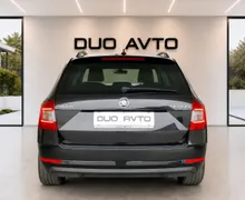 Notranja slika - Škoda Octavia - 2.0TDI-DSG-LED-NAVI-2XPDC-NA OBROKE TUJCI ZAČASNA. - 11 - Predogledna slika