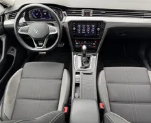 Notranja slika - Volkswagen Passat Alltrack - 4motion 2.0 TDI DSG-Panorama-Keyless-HeadUp-Kame - 10 - Predogledna slika