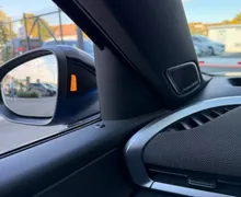 Notranja slika - Volkswagen T-Roc - 1.5 eTSI R-Line DSG-Vlečna kljuka-Harman Kardon... - 8 - Predogledna slika