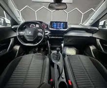 Notranja slika - Peugeot 2008 - 1.5 BlueHDI 110 ACC+NAVI+LINEASSIST+LED... - 9 - Predogledna slika