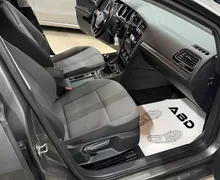 Zunanja slika - Volkswagen Golf - 1.2 TSI 7.5 81kW 1.LASTNIK LED 17COL AKTIVNI TEMP - 10 - Predogledna slika