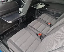 Notranja slika - VW Touran - 1.6TDI-DSG-7SEDEŽEV-ACC-F1-2XLED-2XPDC-NA OBROKE - 8 - Predogledna slika