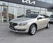 Zunanja slika - Volvo V60 Cross Country - D3 odličen avto po AKCIJSKI CENI   LEANPAY - 1 - Predogledna slika