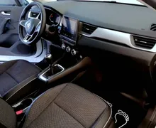Notranja slika - Renault Captur - TCe 90 Techno FULL LED KAMERA ALU PDC 1.LASTNIK - 7 - Predogledna slika