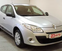Zunanja slika - Renault Mégane - Megane Berline 1.6 16V Authentique SLO-KLIMA-103.000KM - 3 - Predogledna slika