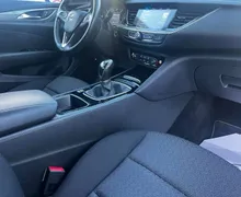 Notranja slika - Opel Insignia - 1.6 SPORT-USNJE-NAVI-ACC-LINE ASIST-ALU... - 10 - Predogledna slika