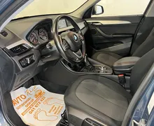 Notranja slika - BMW serija X1: - X1 sDrive18d-AUT-LED-NAVI-ACC-TEMPOMAT-PDC-ODLIČ.. - 9 - Predogledna slika
