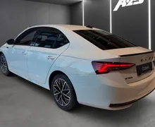 Zunanja slika - Škoda Octavia - 1.5 TSI mHEV Family SPORTLINE DSG - 2 - Predogledna slika