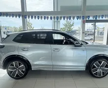 Zunanja slika - Volkswagen Tiguan - R-Line 4JOY 1.5 eTSI DSG - BLACK STYLE - - 3 - Predogledna slika