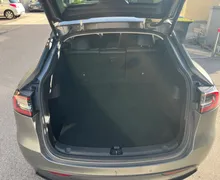 Notranja slika - Tesla Model Y - 3D3 / 3D7 - 12 - Predogledna slika