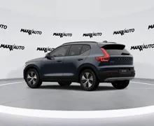 Notranja slika - Volvo XC40 - B3 P Core Avt. - 7 - Predogledna slika