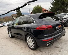 Zunanja slika - Porsche Cayenne - DIESEL 3.0 V6 SLO.VOZILO 1.LASTNICA LED ŠIBEDAH - 3 - Predogledna slika