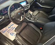 Notranja slika - BMW serija 3: - 318d AVT.-1LAST.-SLO-VIRTUAL-AMBIENT-FUL LED-NAVI- - 8 - Predogledna slika