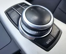 Zunanja slika - BMW Serija 3 - Touring: 318D AVT. LED-NAVIGACIJA-ALU PLATIŠČA-PDC - 17 - Predogledna slika