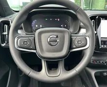 Notranja slika - Volvo XC40 - B3 P Core AT DCT... - 14 - Predogledna slika