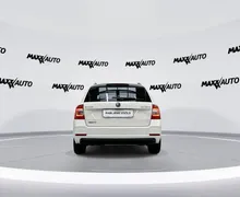 Zunanja slika - Škoda Octavia - Combi 1.6 TDI Family - 4 - Predogledna slika