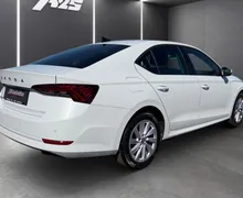 Zunanja slika - Škoda Octavia - 2.0 TDI Ambition DSG-LED-PDC-Vzvr. kamera-AppConn. - 3 - Predogledna slika