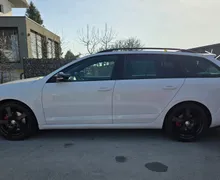 Zunanja slika - Škoda Octavia - Combi 2,0 TDI RS DSG - 2 - Predogledna slika