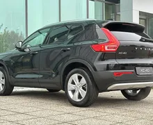 Notranja slika - Volvo XC40 - B3 P Core AT DCT 3 leta garancije + 3 servisi - 7 - Predogledna slika