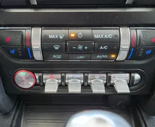 Zunanja slika - Ford Mustang - 2.3 - LED - USNJE - GR. + HLAJ. SED. - KAMERA - 12 - Predogledna slika