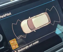 Zunanja slika - Volkswagen Tiguan - 2.0 TDI BMT DSG 4MOTION ALU-NAVI-GRETJE SŽ-1.LAST - 16 - Predogledna slika
