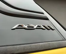 Zunanja slika - Opel Adam - 1.4 BLACK JACK • 1.LASTNICA • SLO. VOZ. • TEMPOMAT - 8 - Predogledna slika