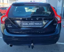 Zunanja slika - Volvo V60 - 2.0 TD - VLEČNA KLJUKA +NAVIGACIJA+PDC+TEMPOMAT... - 7 - Predogledna slika
