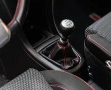 Zunanja slika - Suzuki Swift - 1.6 Sport - Xenon - Ogrevanje sedežev - Keyless - 17 - Predogledna slika
