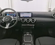 Zunanja slika - Mercedes-Benz A-Razred - 180 MHEV AVT-KAMERA-DAB-APPLE-LED-GRETJE-VIDEO - 5 - Predogledna slika