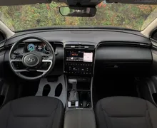 Notranja slika - Hyundai Tucson - 1.6 T GDI AUT.|1.lastnik|SLO|51.000km|Financiranje - 12 - Predogledna slika