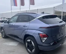Zunanja slika - Hyundai Kona - Electric 48.6 kWh 99kW PREMIUM+ WINTER - 3 - Predogledna slika