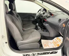 Notranja slika - Renault Twingo - Rip Curl 1.2-KLIMA-SLOVENSKI-SERVISNA-KNJ-TRAJNIK - 10 - Predogledna slika