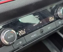 Zunanja slika - Škoda Scala - 1.0 TSI SPORT LED-PANORAMA-VIRTUAL-NAVI-KAMERA - 17 - Predogledna slika