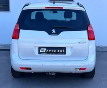 Notranja slika - Peugeot 5008 - 1.6 HDi Style+PANORAMA+ALU+LED+TEMP - 7 - Predogledna slika