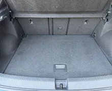 Notranja slika - Volkswagen T-Roc - 2.0 TDI BMT R-Line DSG-Vl.kljuka-Masaža-IQ Light.. - 12 - Predogledna slika