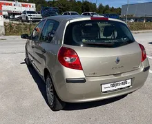 Zunanja slika - Renault Clio - 1.2 16V Dynamique Confort KOT NOV 1 LASTNIK - 7 - Predogledna slika