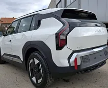 Zunanja slika - KIA EV3 - 58.3 kWh baterija. 150 kW  204 KM  Star + TČ - 4 - Predogledna slika