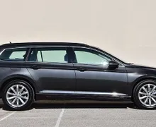 Zunanja slika - Volkswagen Passat - Variant 2.0 TDI Comfortline DSG-RADAR-SENZORJI-KREDIT - 2 - Predogledna slika