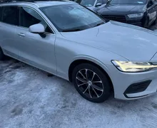 Zunanja slika - Volvo V60 - D4 PANO-FullLED-Usnje-KAM-Mkot-PDC-Gretje-KljukaDE - 39 - Predogledna slika