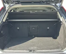 Notranja slika - Volvo XC60 - B4 D AUT Inscription AWD - 14 - Predogledna slika