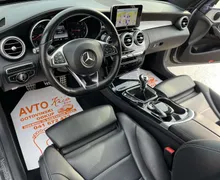 Notranja slika - Mercedes-Benz C-Razred - 200 d-AMG-BI-XENON-LIMO-FULL LED-NAVI-TEMPOMAT-P.. - 10 - Predogledna slika