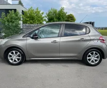 Zunanja slika - Peugeot 208 - 1,4 VTi Allure VTi+SLOVENSKI+SAMO 130.000KM+PANORAMA. - 2 - Predogledna slika