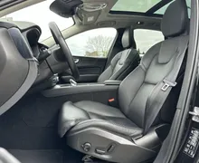 Notranja slika - Volvo XC60 - B4D AWD AUT Momentum Pro - 10 - Predogledna slika