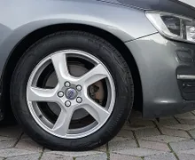 Zunanja slika - Volvo S60 - D3 A Momentum+ Xenon +Memory+ Alu 17 +Navi - 16 - Predogledna slika